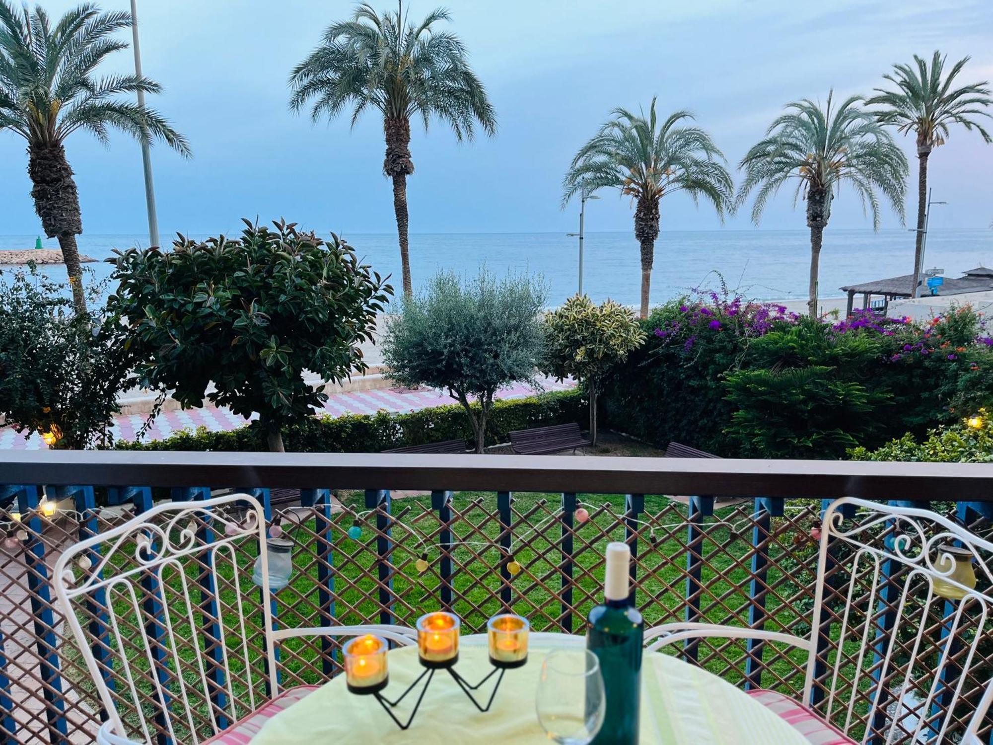 Brisas Del Mar Mediterraneo Aguadulce  Ngoại thất bức ảnh